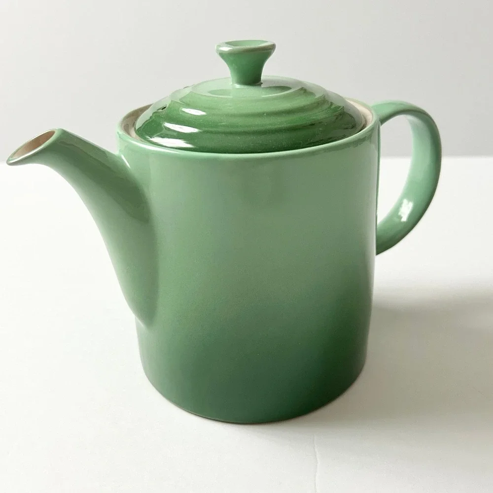NEW Le Creuset Medium Grand Teapot 1.3L 1.4QT Rosemary Green Stoneware Glazed
